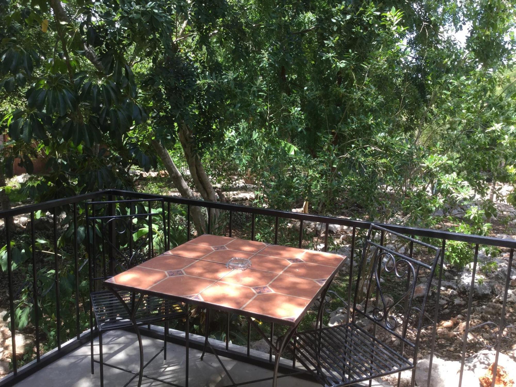 The Pickled Onion B&B And Restaurant Uxmal Santa Elena Стая снимка