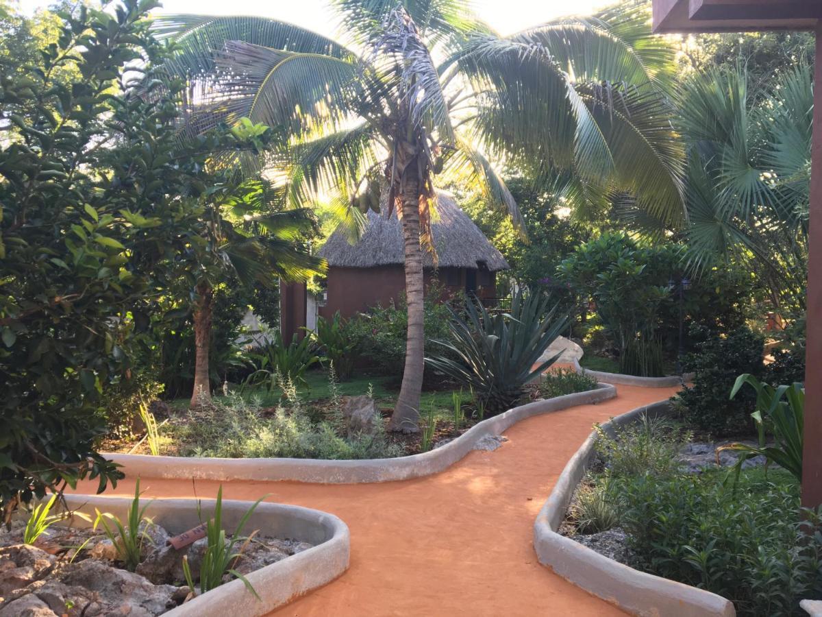 The Pickled Onion B&B And Restaurant Uxmal Santa Elena Екстериор снимка